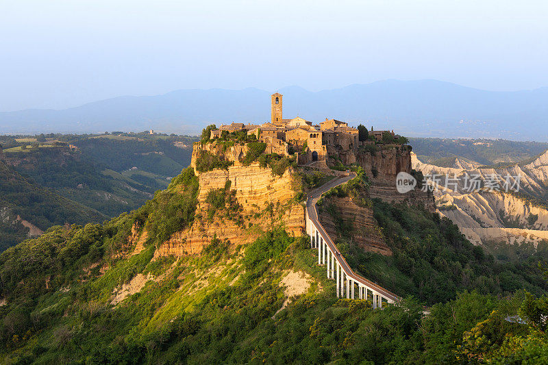 来自Bagnoregio landmark的Civita，拉齐奥，意大利